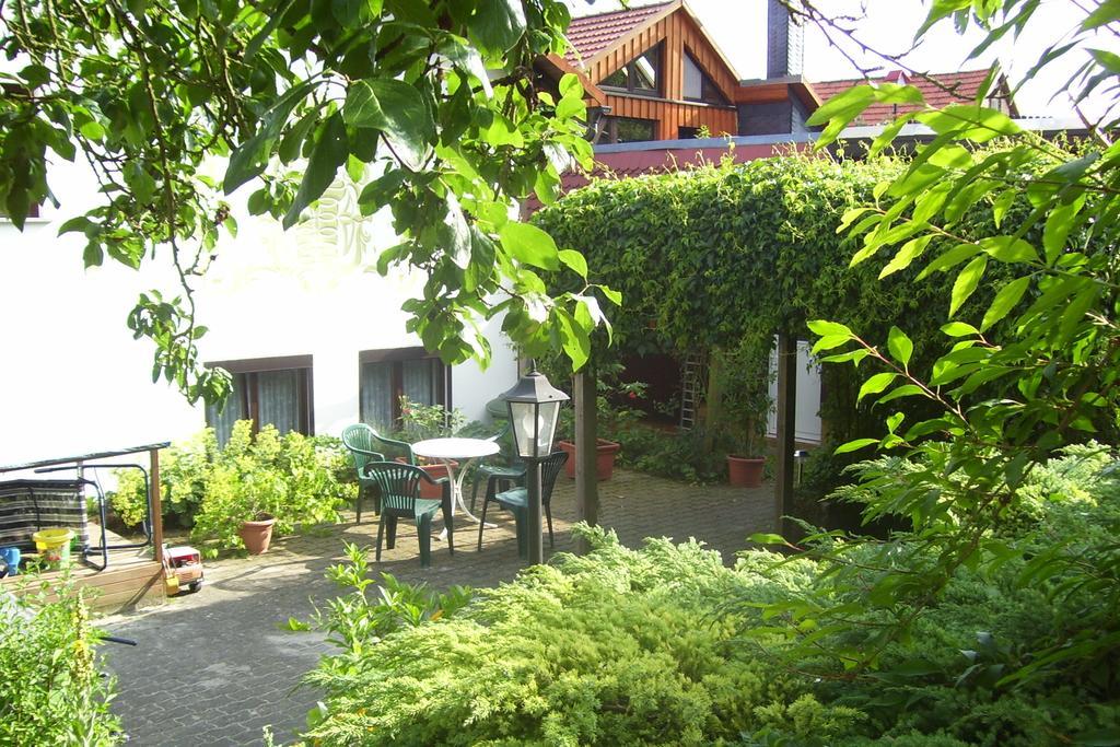 Ferienwohnung Dietlinde Bad Blankenburg Habitación foto